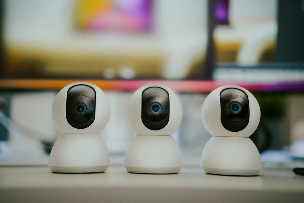 NVR security camera and surveillance system